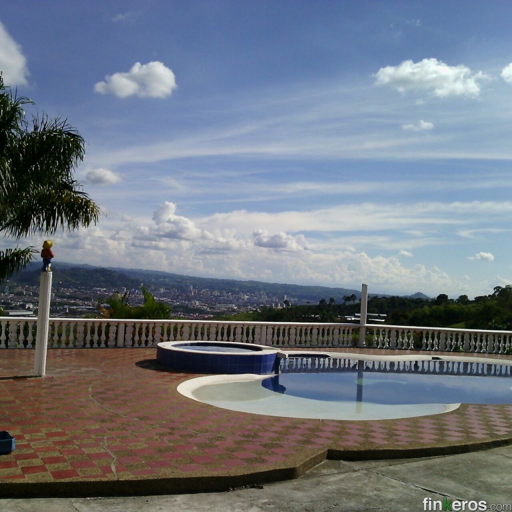 FINCA ECONÓMICA EN DOSQUEBRADAS - Finca en Dos Quebradas, Risaralda